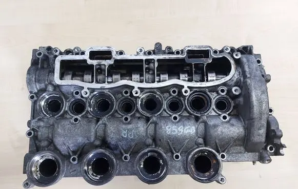 Ford Focus Engine head 9655911480 9644994680