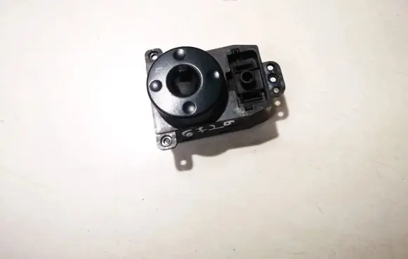 Hyundai Sonata Wing mirror switch