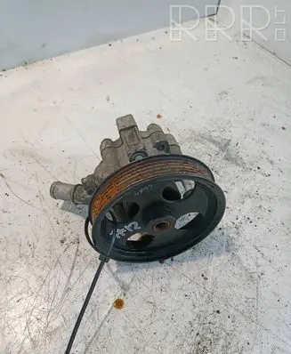 Opel Insignia A Power steering pump 13309336 00329