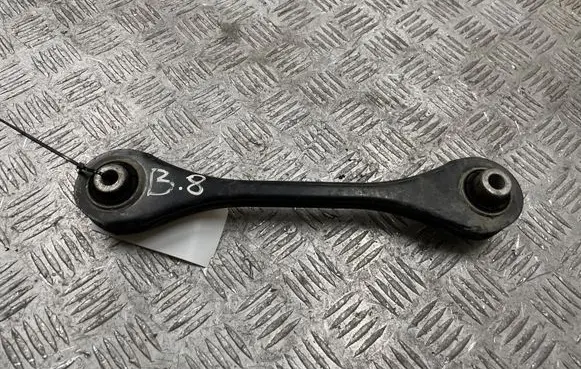 Volkswagen PASSAT B8 Rear upper control arm/wishbone