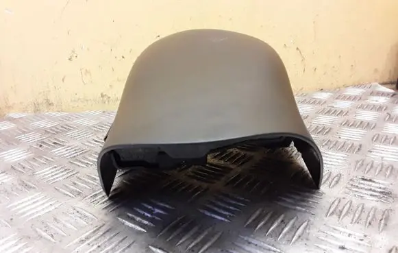 Steering wheel column trim