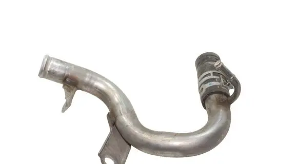 Lexus CT 200H Engine coolant pipe/hose