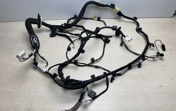 Renault Austral Tailgate/trunk wiring harness 240513107R