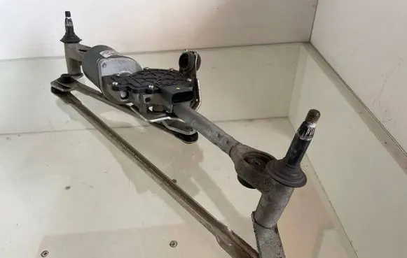Audi Q2 - Front wiper linkage and motor 81B955023A 443122440019