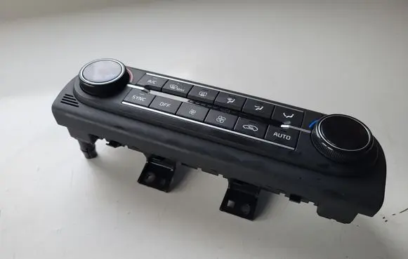 KIA Xceed Climate control unit