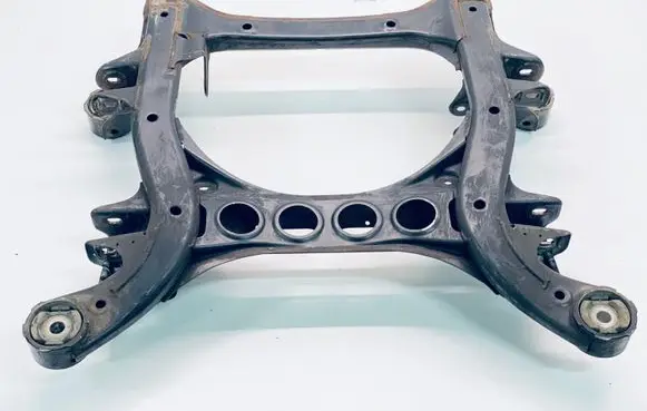 Audi Q7 4L Front subframe 7P0499030