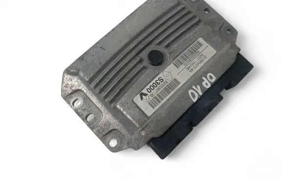 Renault Megane II Engine control unit/module ECU 8200528372 8200387138