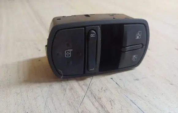 Opel Corsa D Electric window control switch 13258521AA 315625731