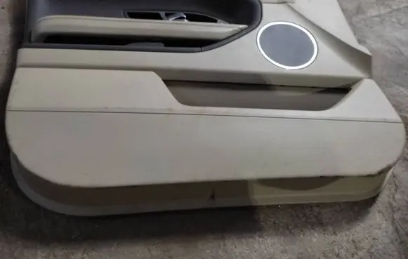 Land Rover Range Rover Evoque L538 Front door card panel trim