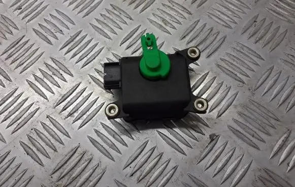 Audi A3 S3 8L A/C air flow flap actuator/motor 1J1907511D