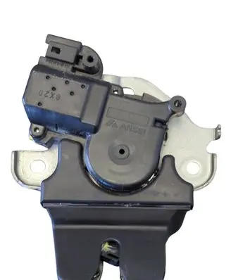 Mitsubishi Lancer X Tailgate lock latch 5927A012