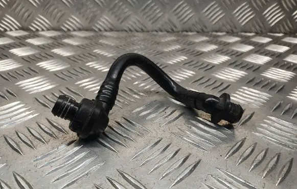 Volkswagen PASSAT B5.5 Vacuum line/pipe/hose 