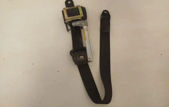 Nissan Terrano Third row seat belt 898440X500 E90416105