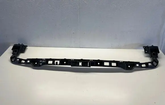 Volkswagen Golf VI Rear bumper mounting bracket 5K6807863