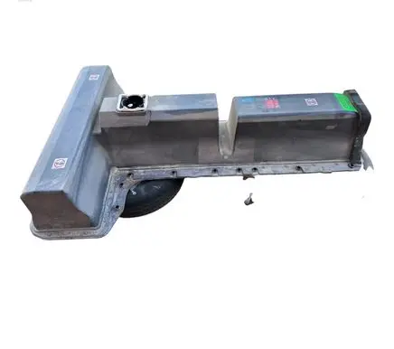 Chevrolet Volt II Hybrid / electric car battery P24279776 X0460100000000X 12V832023845