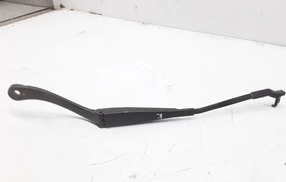 Mercedes-Benz C W204 Front wiper blade arm