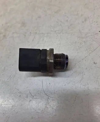 Fuel pressure sensor