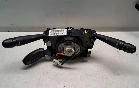 Peugeot 2008 I Wiper turn signal indicator stalk/switch 98081769ZD 98081769ZD00