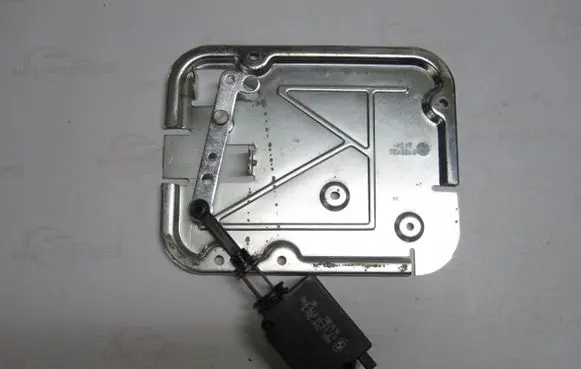 BMW X5 E53 Tailgate/trunk/boot lock/catch/latch 8379996