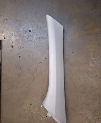 Mercedes-Benz ML W164 (A) pillar trim A1646900325 2052757 SA01445114