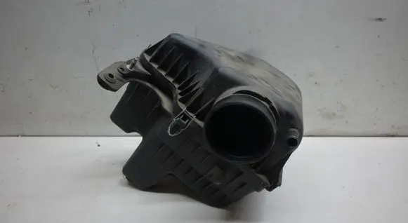 Air filter box