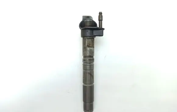 Mercedes-Benz Sprinter W906 Fuel injector A6420701287 0445116028 120306