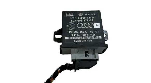 Audi A6 S6 C6 4F Light module LCM 8P0907357C 5LA00837922 00021508