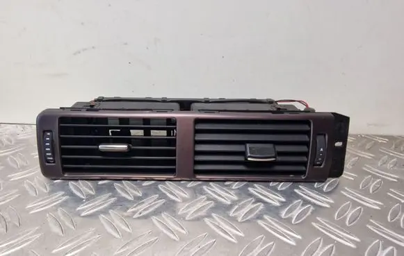 Audi A6 S6 C5 4B Dash center air vent grill 4B1820951C