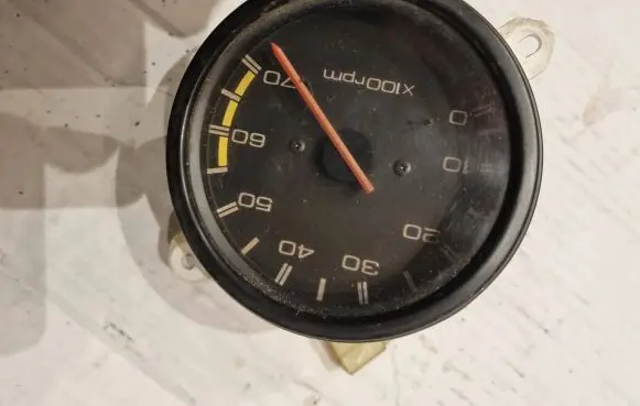 Isuzu Trooper Speedometer (instrument cluster) TRGFEL