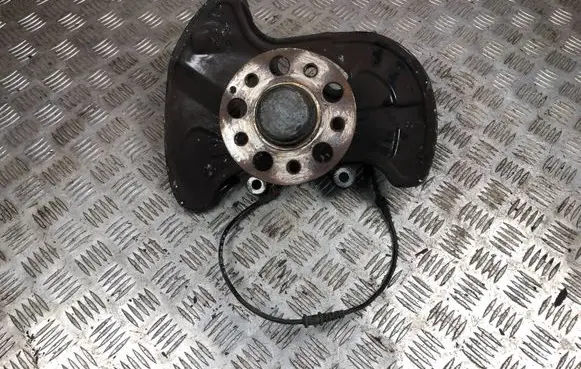 Mercedes-Benz SLK R172 Front wheel hub