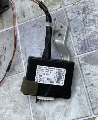 Toyota Auris 150 Immobilizer control unit/module 8978002040