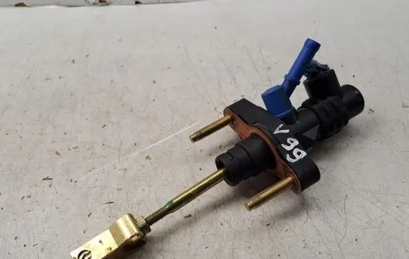 Toyota Corolla Verso AR10 Clutch master cylinder 3142005040