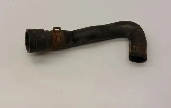 Volkswagen PASSAT B8 Engine coolant pipe/hose 3B0122291B