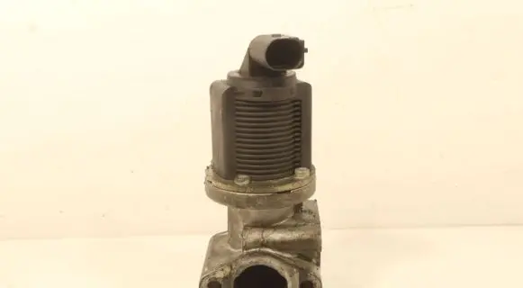 Opel Vectra C EGR valve 700063100