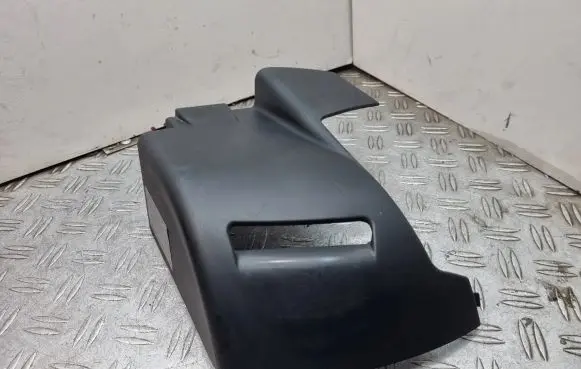 BMW X3 E83 Seat belt trim 3400511 52850610