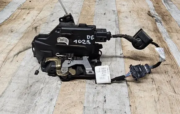 Audi A2 Rear door lock 8Z0839016D A66307GF