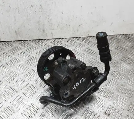 Peugeot 406 Power steering pump 9622587980
