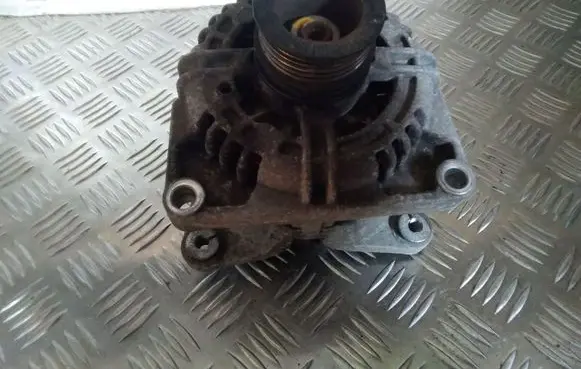 Opel Vectra C Generator/alternator 0124325163