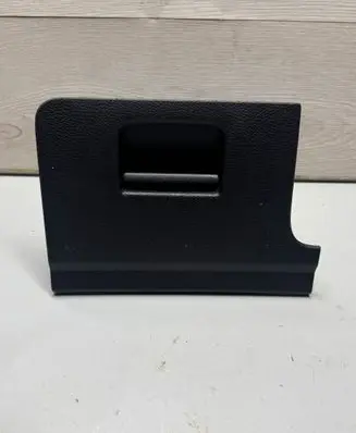 Volkswagen Golf VI Glove box 5K1857923B 5K1857919