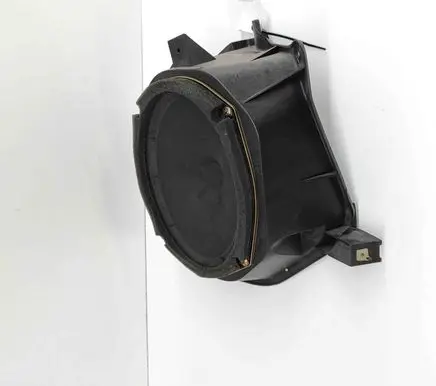 Mitsubishi 3000 GT Panel speaker MB649777