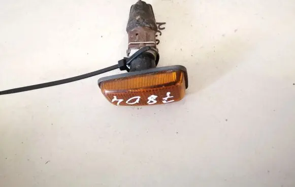 Peugeot 806 Front fender indicator light