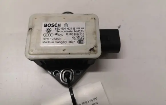 Audi A6 S6 C6 4F ESP acceleration yaw rate sensor 0265005618 8E0907637B
