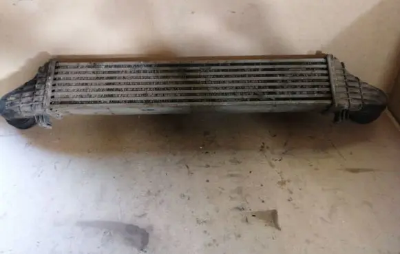 Mercedes-Benz E W211 Intercooler radiator A2115001102 G1592000