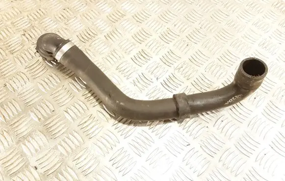 Volvo XC90 Air intake hose/pipe 31474845