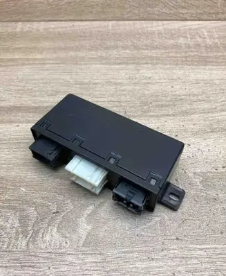 BMW 5 E39 Door control unit/module 6904245 6904255