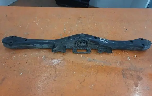 Audi Q7 4L Gearbox mounting bracket 
