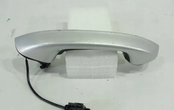 Volkswagen Caddy Sliding door exterior handle 2K7843704A