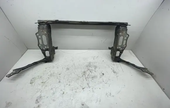 Lexus IS 220D-250-350 Radiator support slam panel