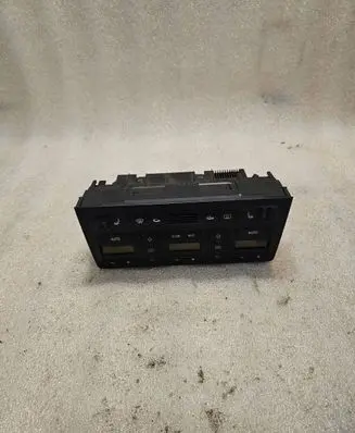 Audi A8 S8 D2 4D Climate control unit 4D0820043Q D130000 5HB00807103