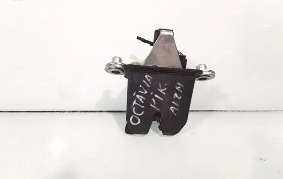 Skoda Octavia Mk2 (1Z) Tailgate/trunk/boot lock/catch/latch 1Z5827501D